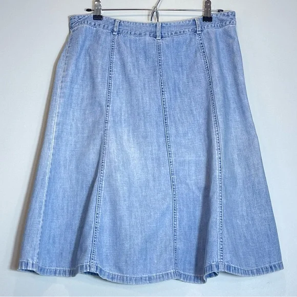 L.L. BEAN Vintage  Women's Denim Jean Skirt Classic Fit Flare Faded Blue Size 12 - Picture 2 of 10